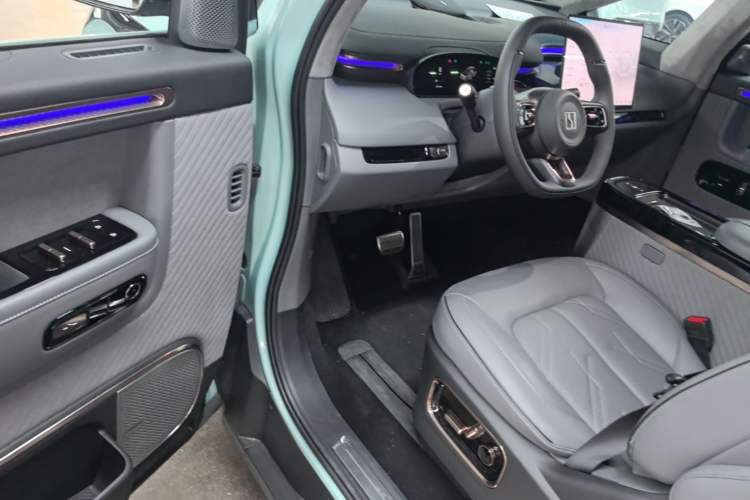 Used Zeekr MIX 2025 Intelligent Driving Version Driver Seat