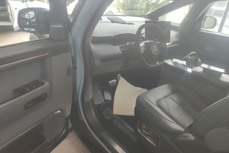 Used Zeekr MIX 2025 Intelligent Driving Version Driver Seat