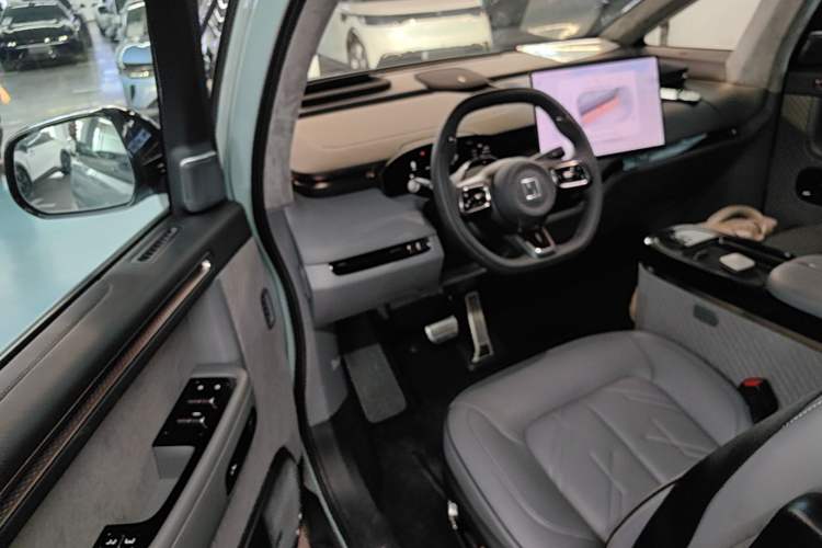 Used Zeekr MIX 2025 Intelligent Driving Version Driver Seat
