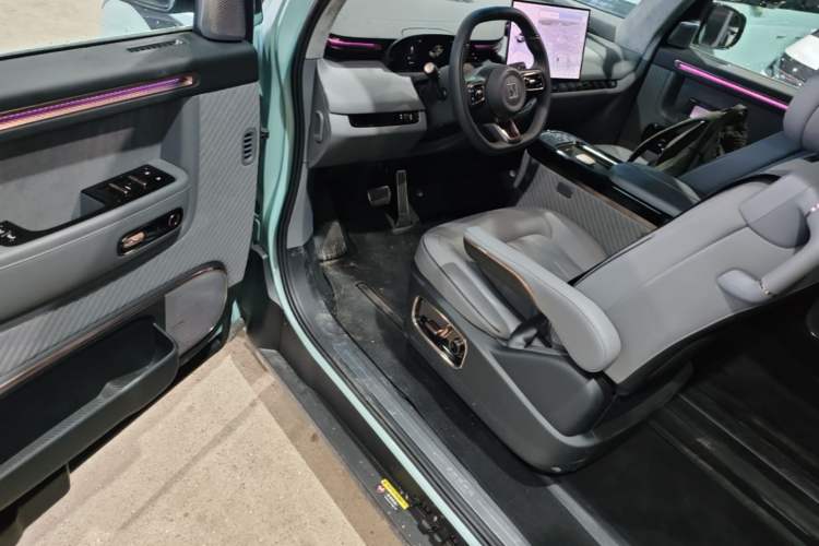 Used Zeekr MIX 2025 Intelligent Driving Version Driver Seat