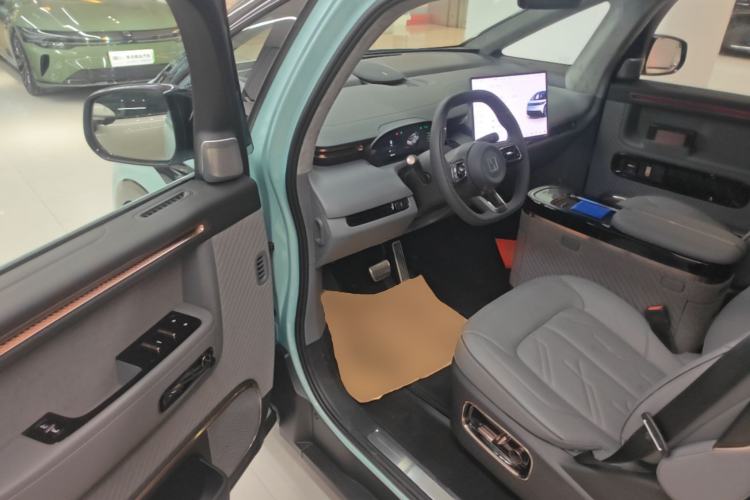 Used Zeekr MIX 2025 Intelligent Driving Version Driver Seat