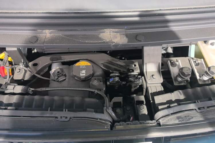 Used Zeekr MIX 2025 Intelligent Driving Version Engine Bay