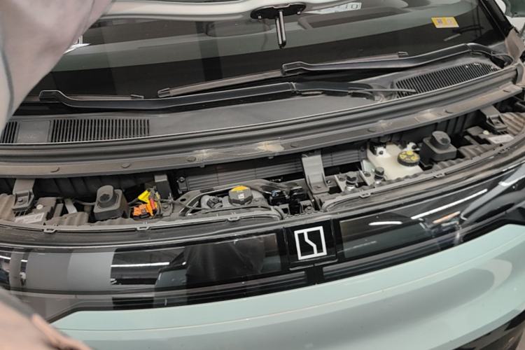 Used Zeekr MIX 2025 Intelligent Driving Version Engine Bay