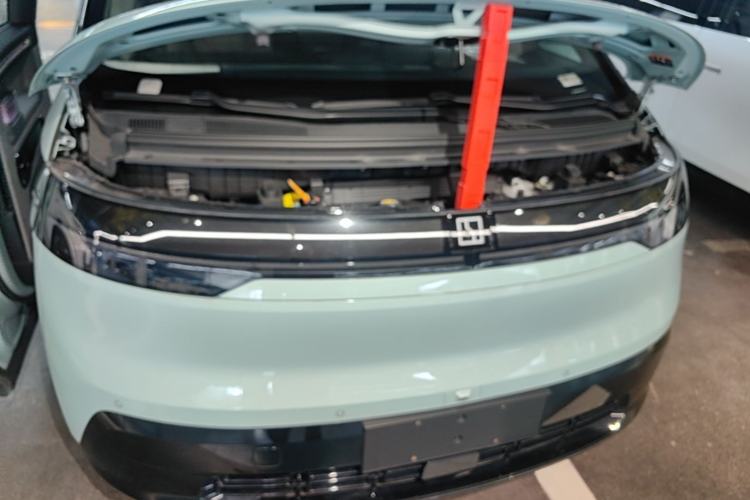 Used Zeekr MIX 2025 Intelligent Driving Version Engine Bay