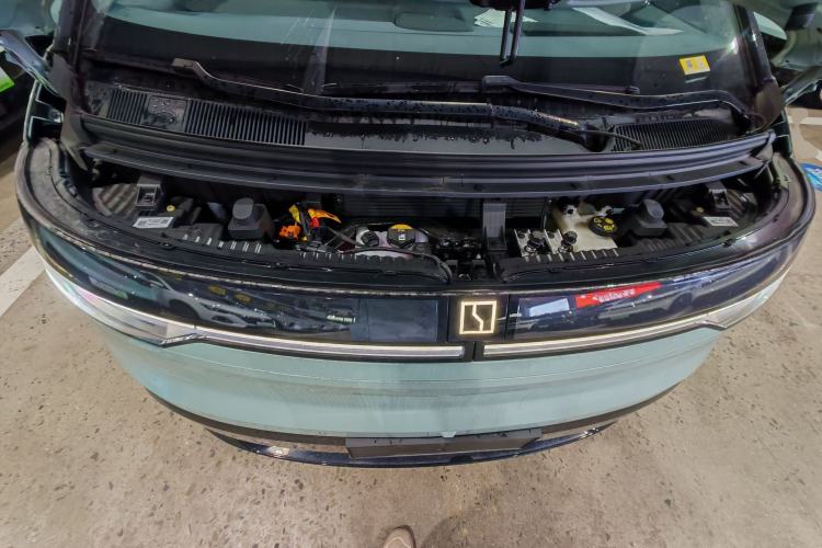 Used Zeekr MIX 2025 Intelligent Driving Version Engine Bay