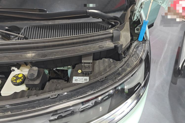 Used Zeekr MIX 2025 Intelligent Driving Version Engine Bay Left