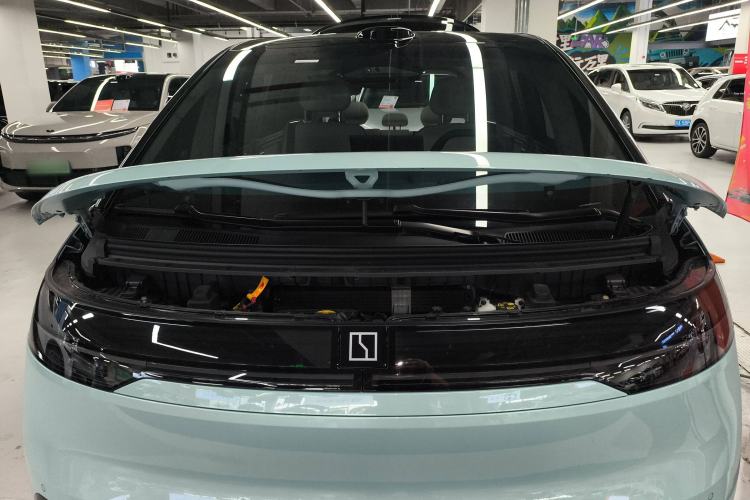 Used Zeekr MIX 2025 Intelligent Driving Version Engine Bay