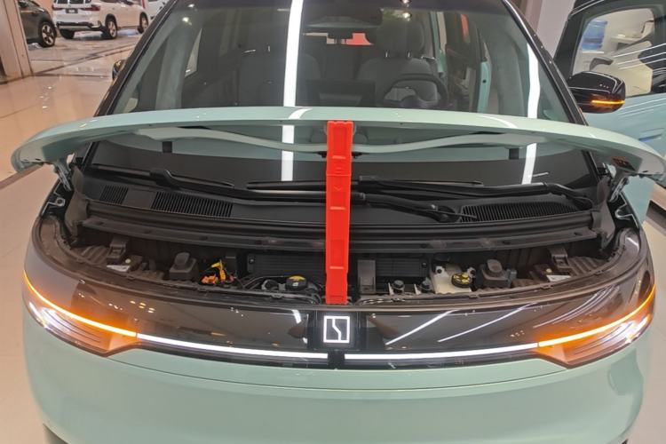 Used Zeekr MIX 2025 Intelligent Driving Version Engine Bay