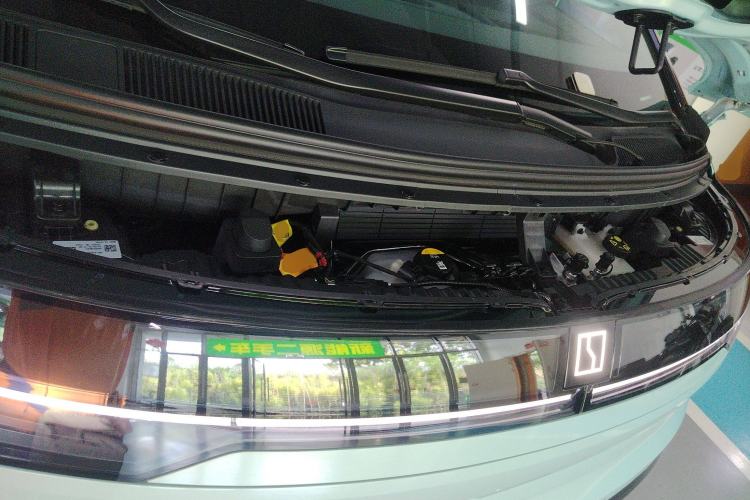 Used Zeekr MIX 2025 Long-Range Intelligent Driving Edition Engine Bay