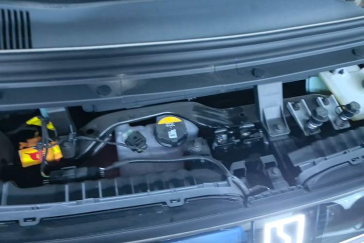 Used Zeekr MIX 2025 Intelligent Driving Version Engine Bay
