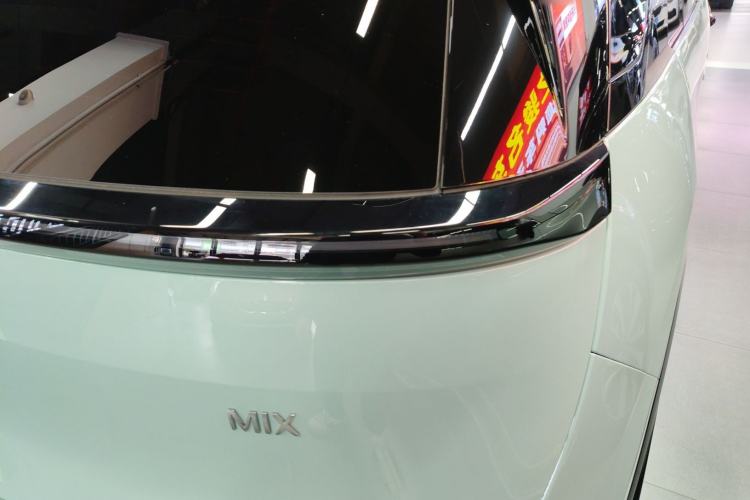 Used Zeekr MIX 2025 Long-Range Intelligent Driving Edition Exterior 1