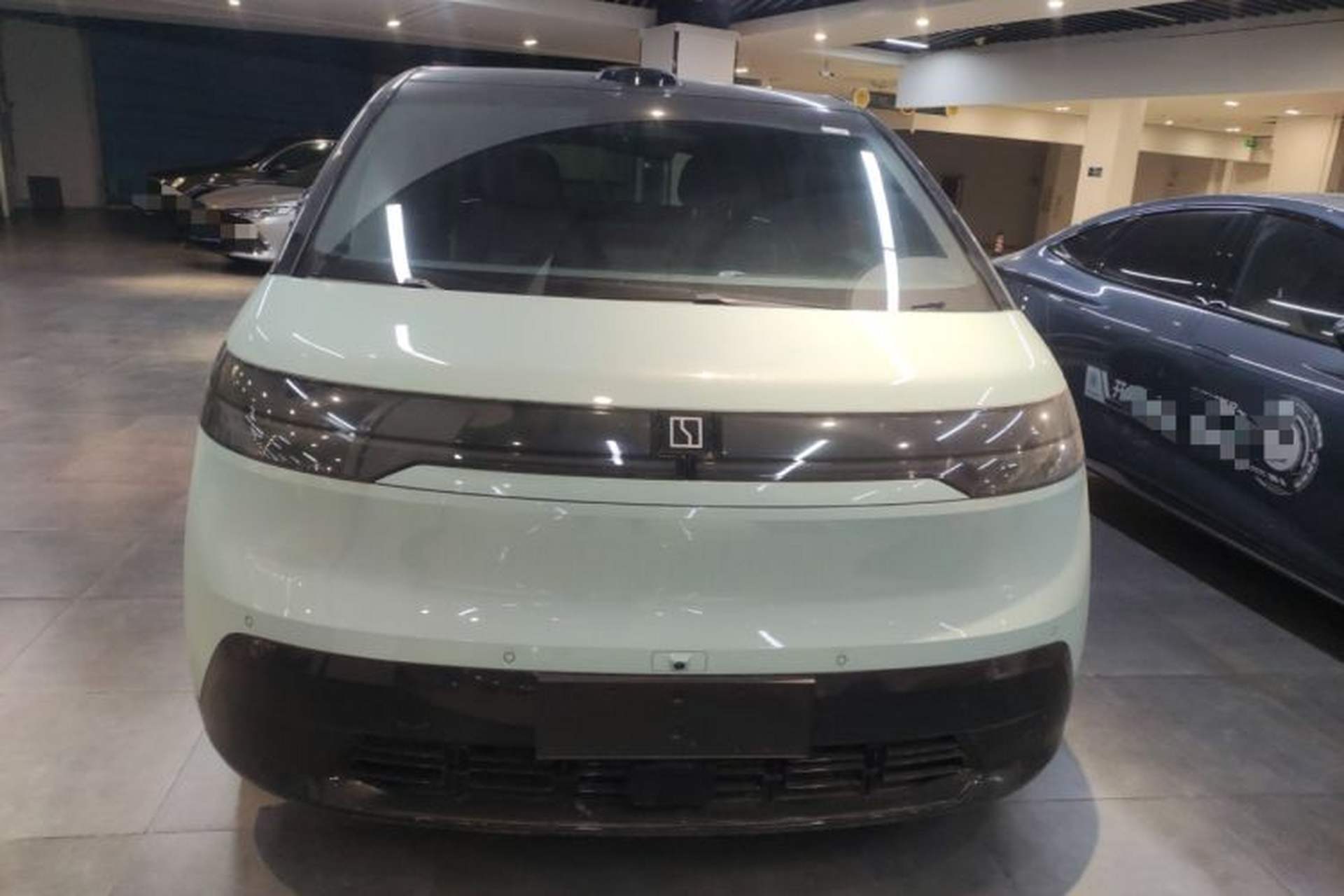 Used Zeekr MIX 2025 Long-Range Intelligent Driving Edition Exterior 1