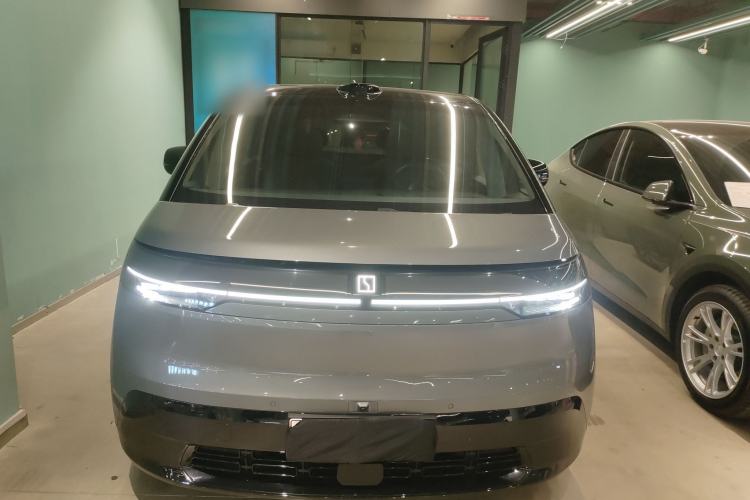 Used Zeekr MIX 2025 Long-Range Intelligent Driving Edition Exterior 1