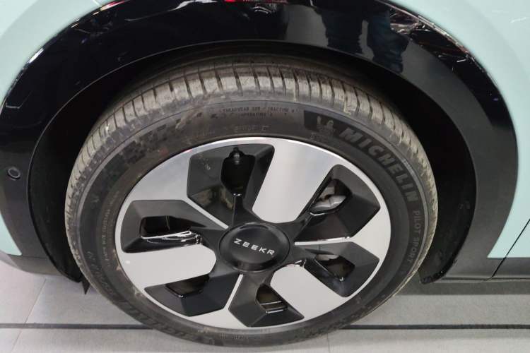 Used Zeekr MIX 2025 Long-Range Intelligent Driving Edition Exterior 2