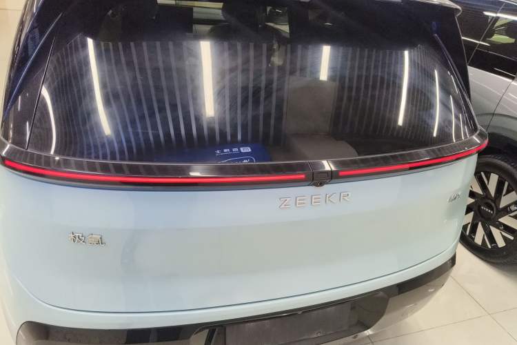 Used Zeekr MIX 2025 Long-Range Intelligent Driving Edition Exterior 2