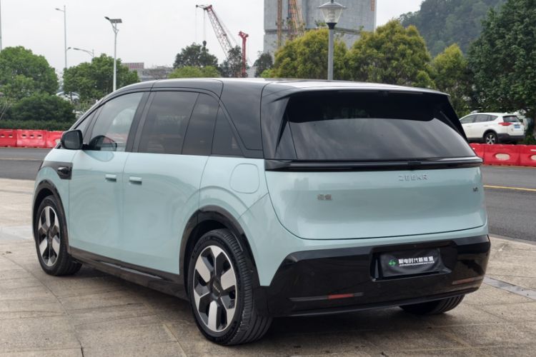 Used Zeekr MIX 2025 Intelligent Driving Version Exterior 3