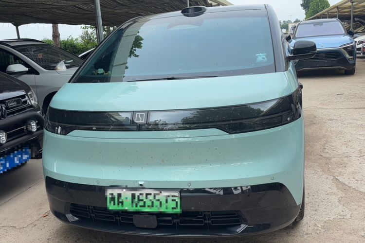 Used Zeekr MIX 2025 Long-Range Intelligent Driving Edition Exterior 4