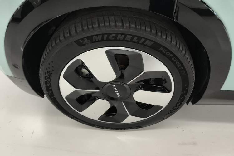 Used Zeekr MIX 2025 Intelligent Driving Version Exterior 8