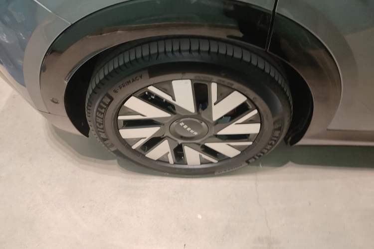 Used Zeekr MIX 2025 Long-Range Intelligent Driving Edition Exterior 8