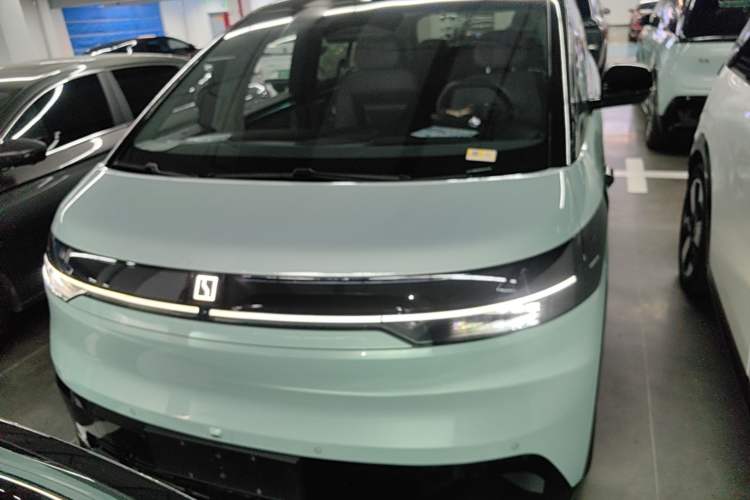 Used Zeekr MIX 2025 Intelligent Driving Version Front