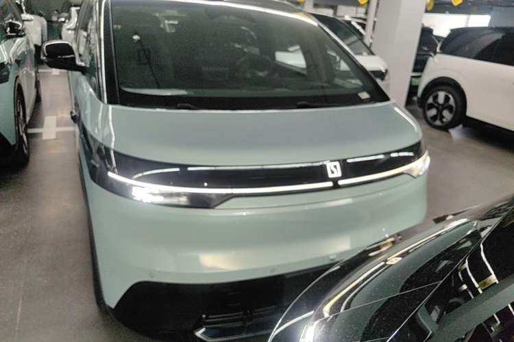 Used Zeekr MIX 2025 Intelligent Driving Version Front