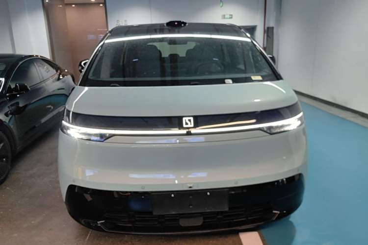 Used Zeekr MIX 2025 Intelligent Driving Version Front