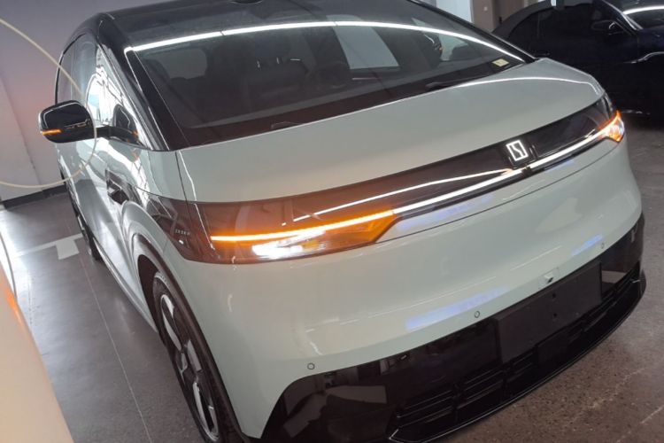 Used Zeekr MIX 2025 Intelligent Driving Version Front Right 45 Deg