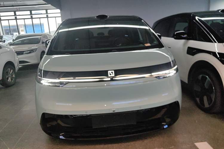 Used Zeekr MIX 2025 Intelligent Driving Version Front
