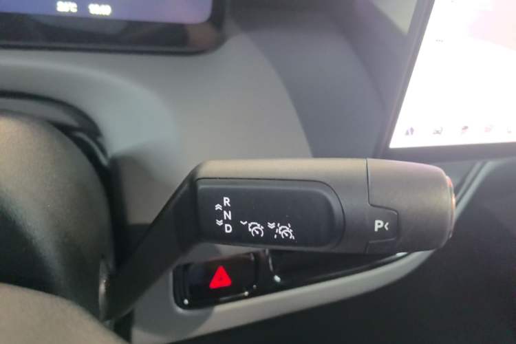 Used Zeekr MIX 2025 Intelligent Driving Version Gear Lever