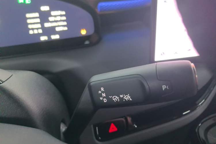 Used Zeekr MIX 2025 Intelligent Driving Version Gear Lever