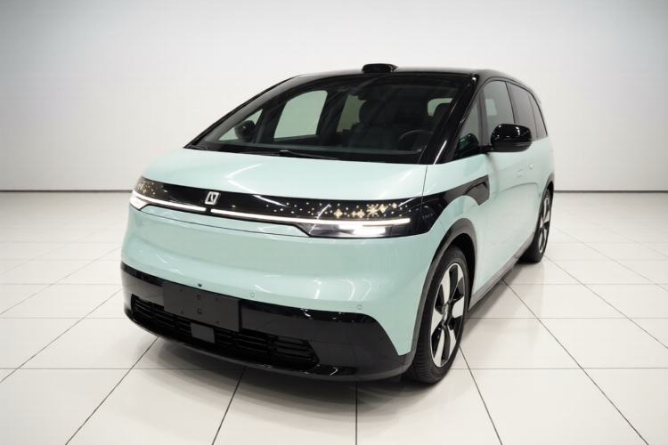 Zeekr MIX 2025 Intelligent Driving Version