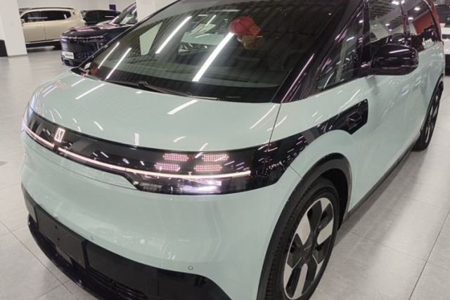 Used Zeekr MIX 2025 Long-Range Intelligent Driving Edition