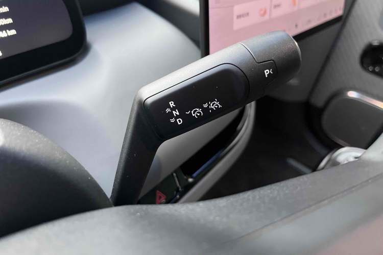Used Zeekr MIX 2025 Long-Range Intelligent Driving Edition Interior 2