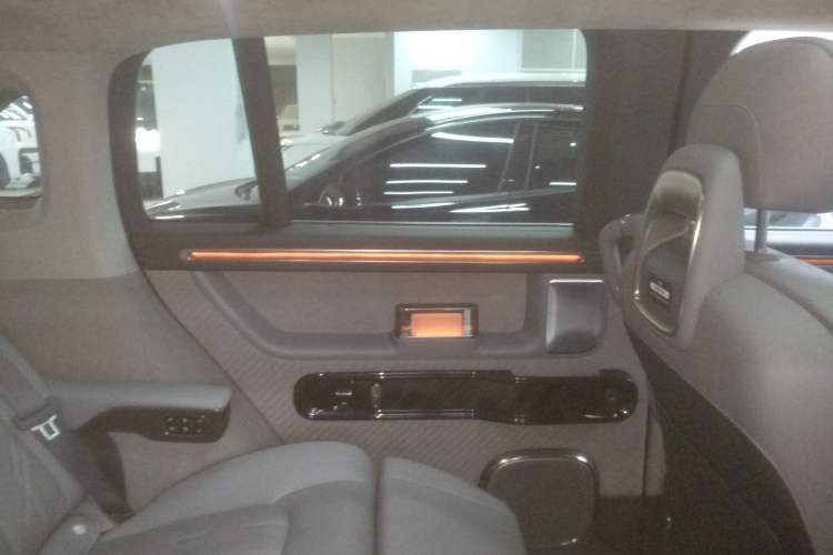 Used Zeekr MIX 2025 Long-Range Intelligent Driving Edition Interior 8