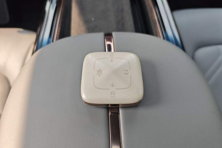 Used Zeekr MIX 2025 Intelligent Driving Version Interior 9