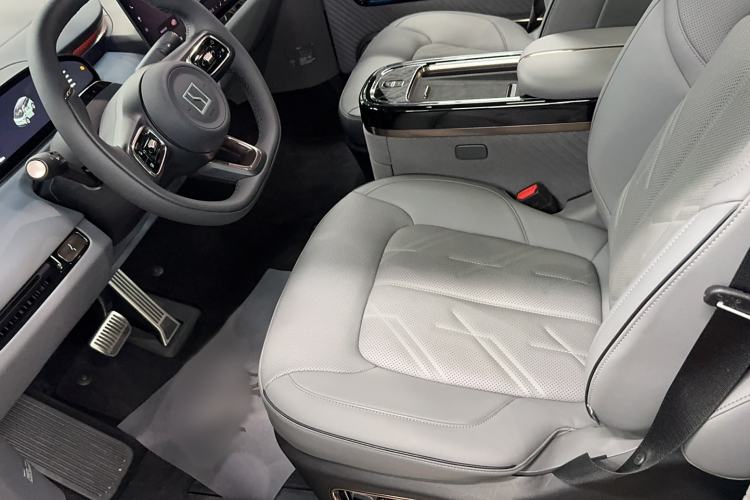 Used Zeekr MIX 2025 Long-Range Intelligent Driving Edition Left Front Seat