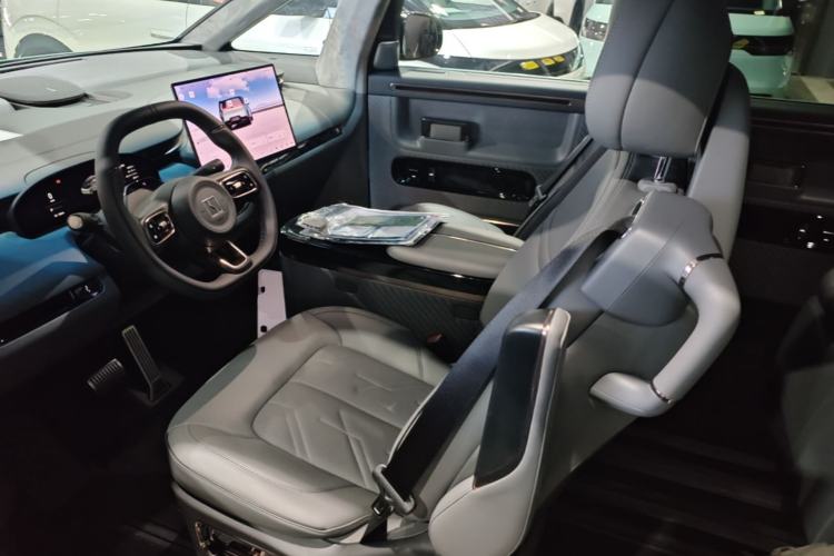 Used Zeekr MIX 2025 Intelligent Driving Version Left Front Seat