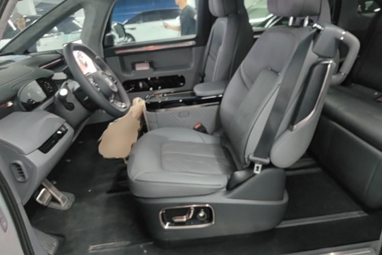 Used Zeekr MIX 2025 Intelligent Driving Version Left Front Seat