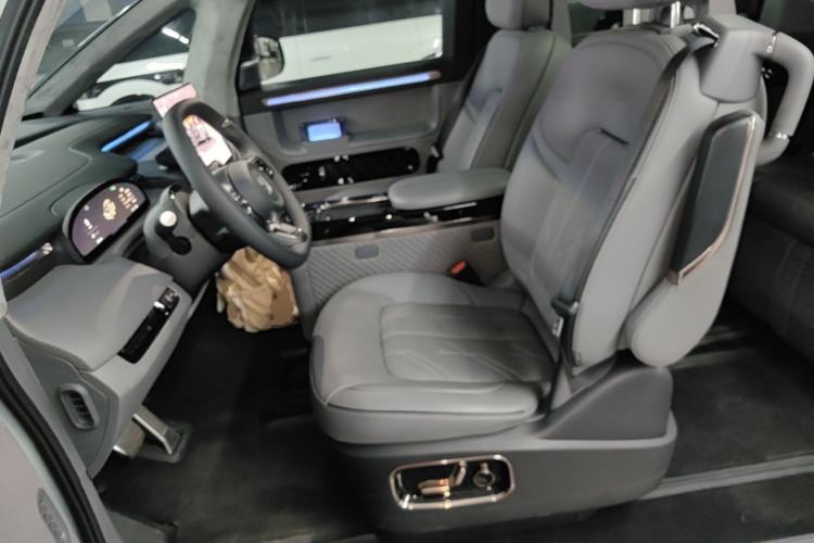 Used Zeekr MIX 2025 Intelligent Driving Version Left Front Seat