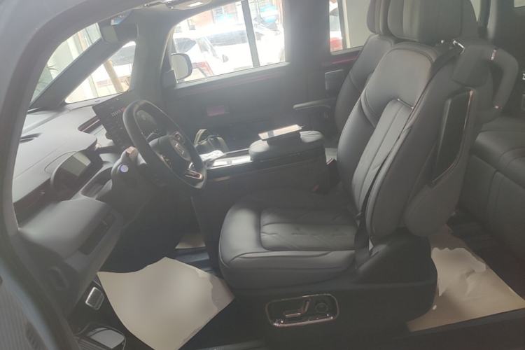 Used Zeekr MIX 2025 Intelligent Driving Version Left Front Seat