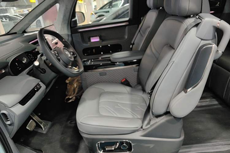 Used Zeekr MIX 2025 Intelligent Driving Version Left Front Seat