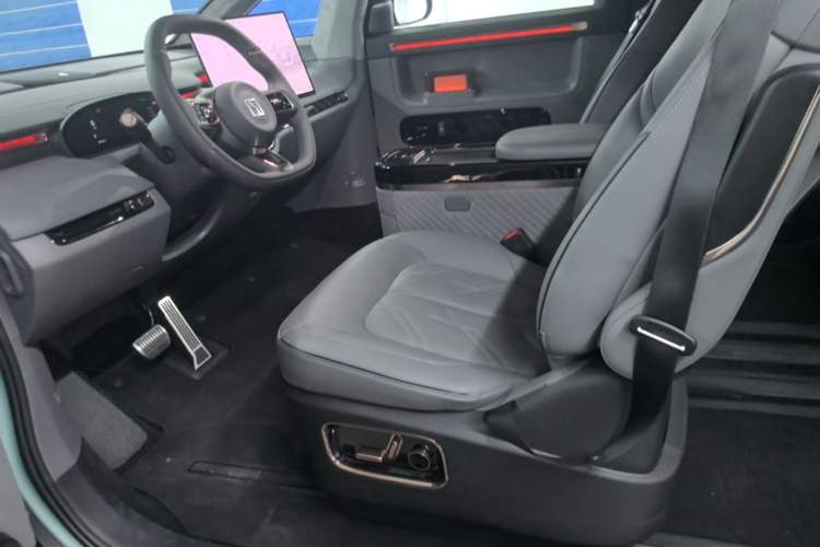 Used Zeekr MIX 2025 Intelligent Driving Version Left Front Seat