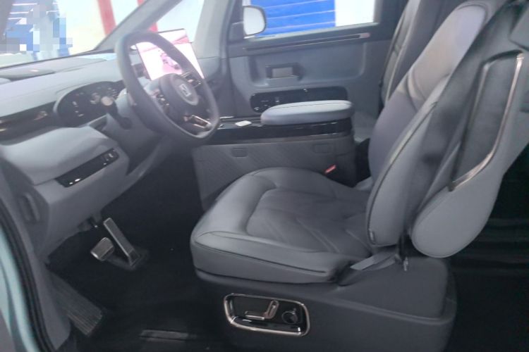Used Zeekr MIX 2025 Intelligent Driving Version Left Front Seat