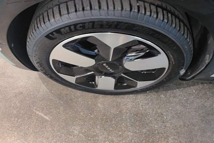 Used Zeekr MIX 2025 Intelligent Driving Version Left Front Wheel Hub
