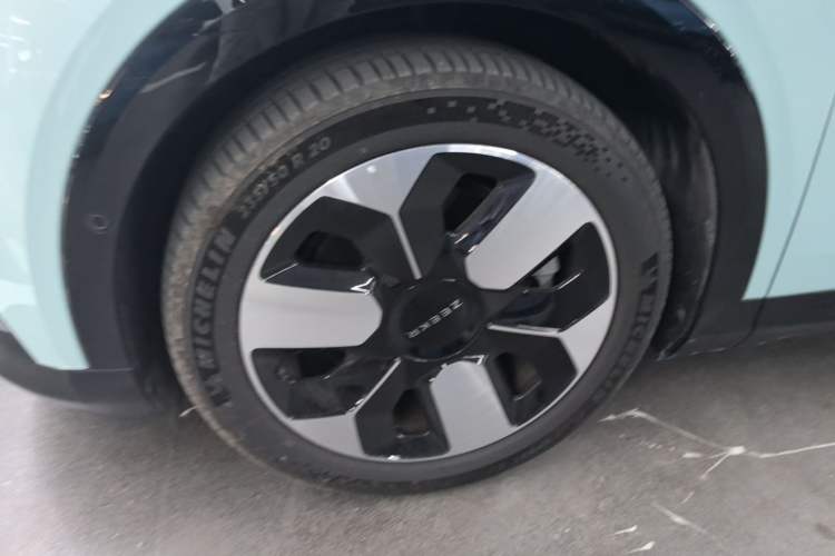 Used Zeekr MIX 2025 Intelligent Driving Version Left Front Wheel Hub