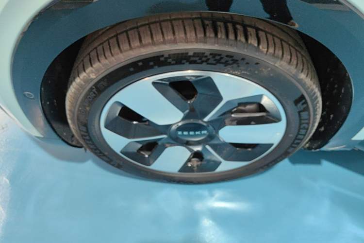 Used Zeekr MIX 2025 Intelligent Driving Version Left Front Wheel Hub
