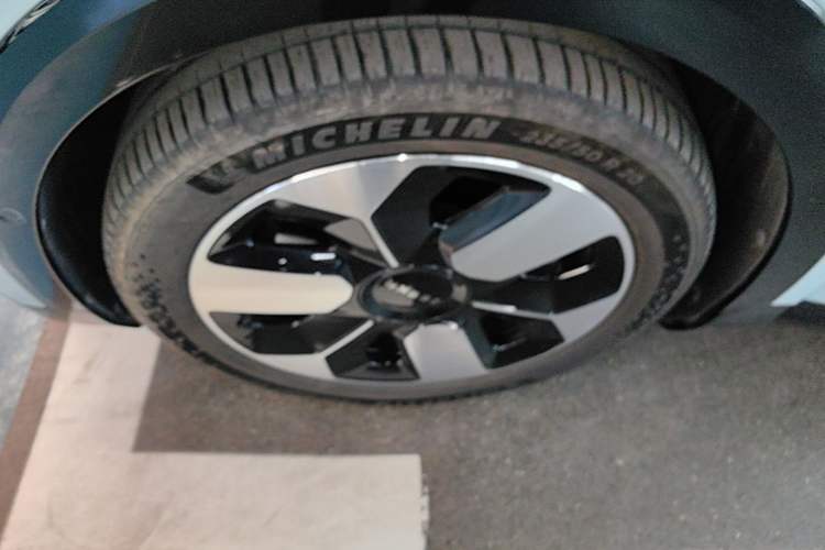 Used Zeekr MIX 2025 Intelligent Driving Version Left Front Wheel Hub