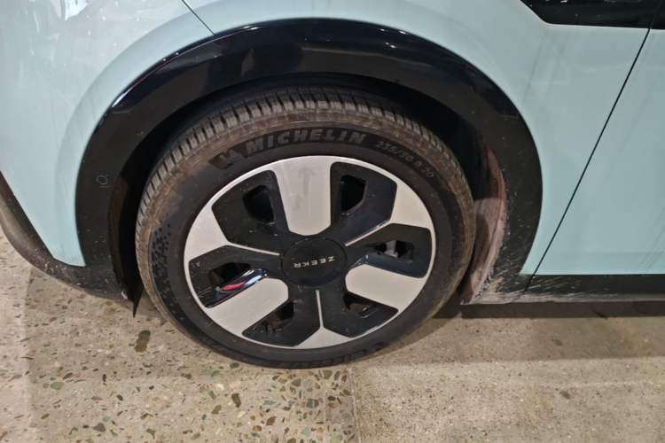 Used Zeekr MIX 2025 Intelligent Driving Version Left Front Wheel Hub