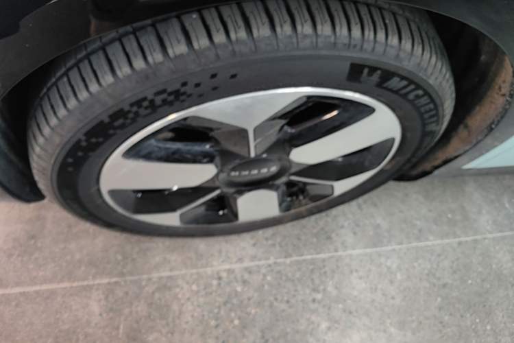 Used Zeekr MIX 2025 Intelligent Driving Version Left Front Wheel Hub