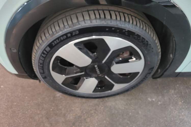 Used Zeekr MIX 2025 Intelligent Driving Version Left Front Wheel Hub
